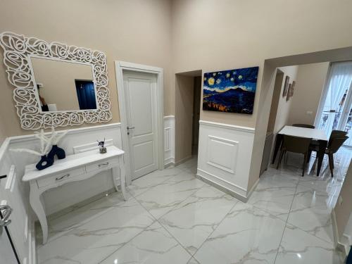 Arena's home Napoli — 4-Star Luxury Hotel in Naples, Italy