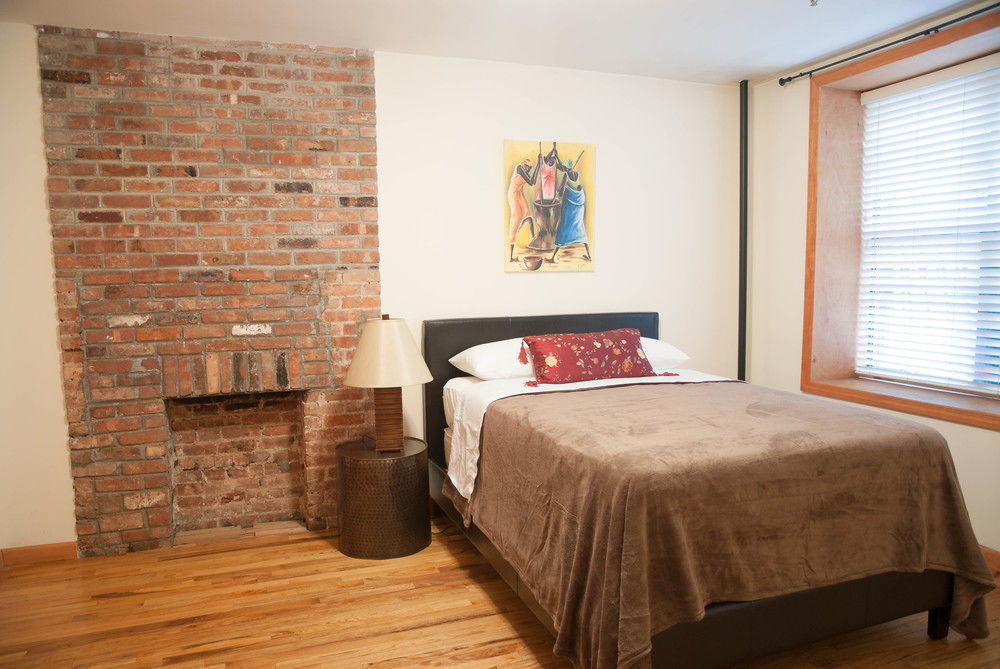 Luxury Suites Upper West Brownstone - photo 7