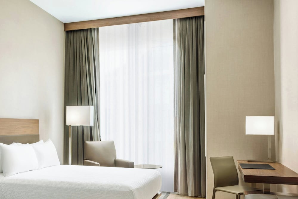 AC Hotel by Marriott San Francisco Airport Oyster Point Waterfront - photo 14