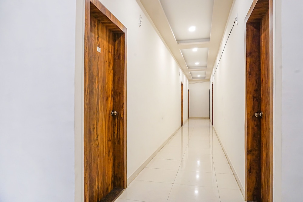 FabHotel Krishna Executive — Pune — photo 2