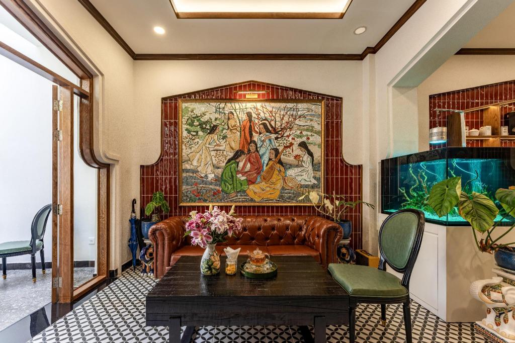 White Lotus Heritage Hotel — 4-Star Luxury Hotel in Ho Chi Minh City, Vietnam