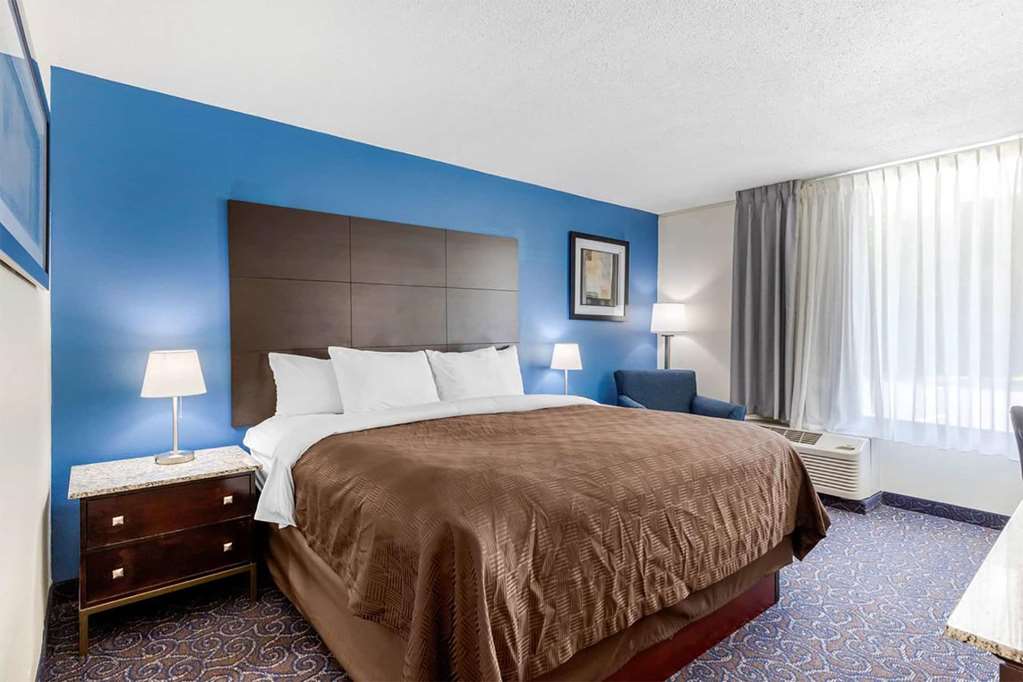 Days Inn and Suites by Wyndham Oxford - photo 12