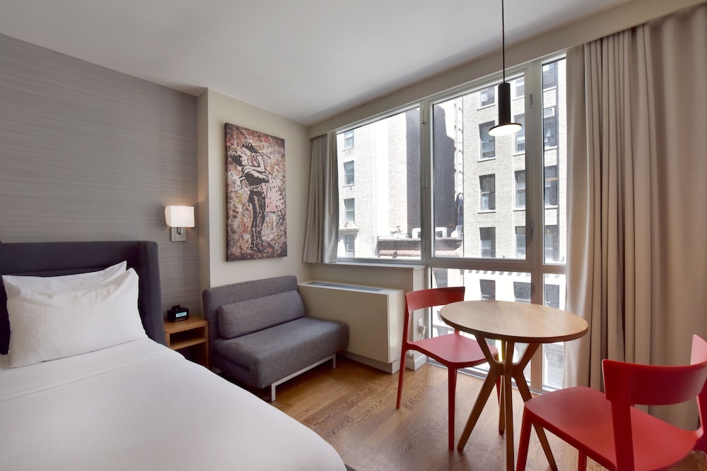 Hotel 32 32 - photo 42
