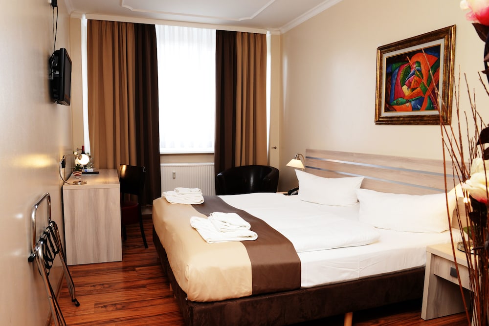 Aga's Hotel - last minute hotel in Berlin
