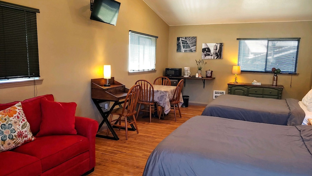 Dodge Peak Lodge - photo 10