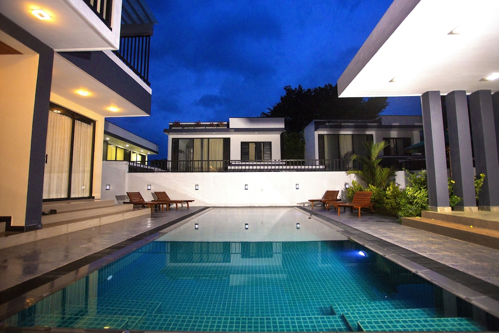 Royal Mansion Luxury Villa — 4-Star Luxury Hotel in Kandy, Sri Lanka