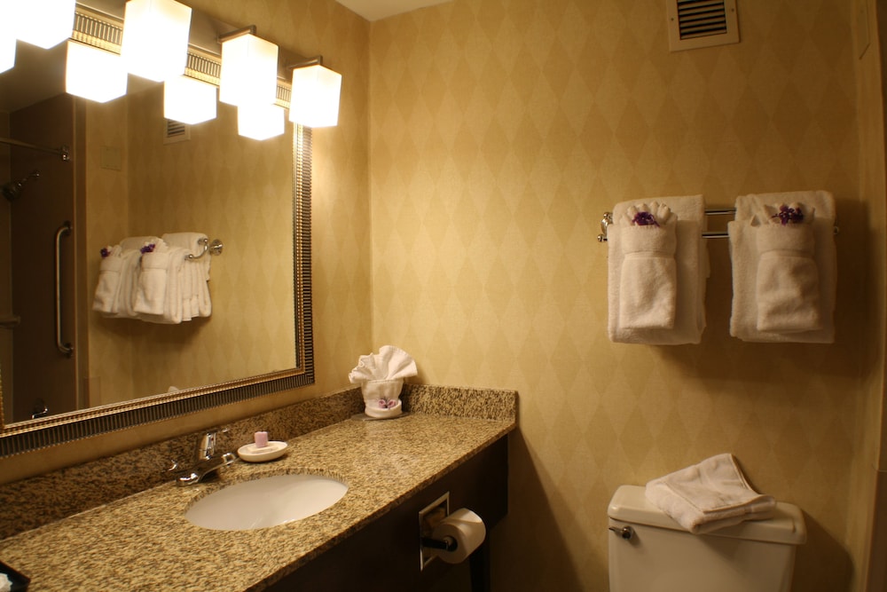 Spark by Hilton Akron Fairlawn - photo 10