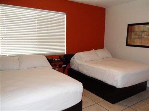 Hawaii Hotel - photo 11
