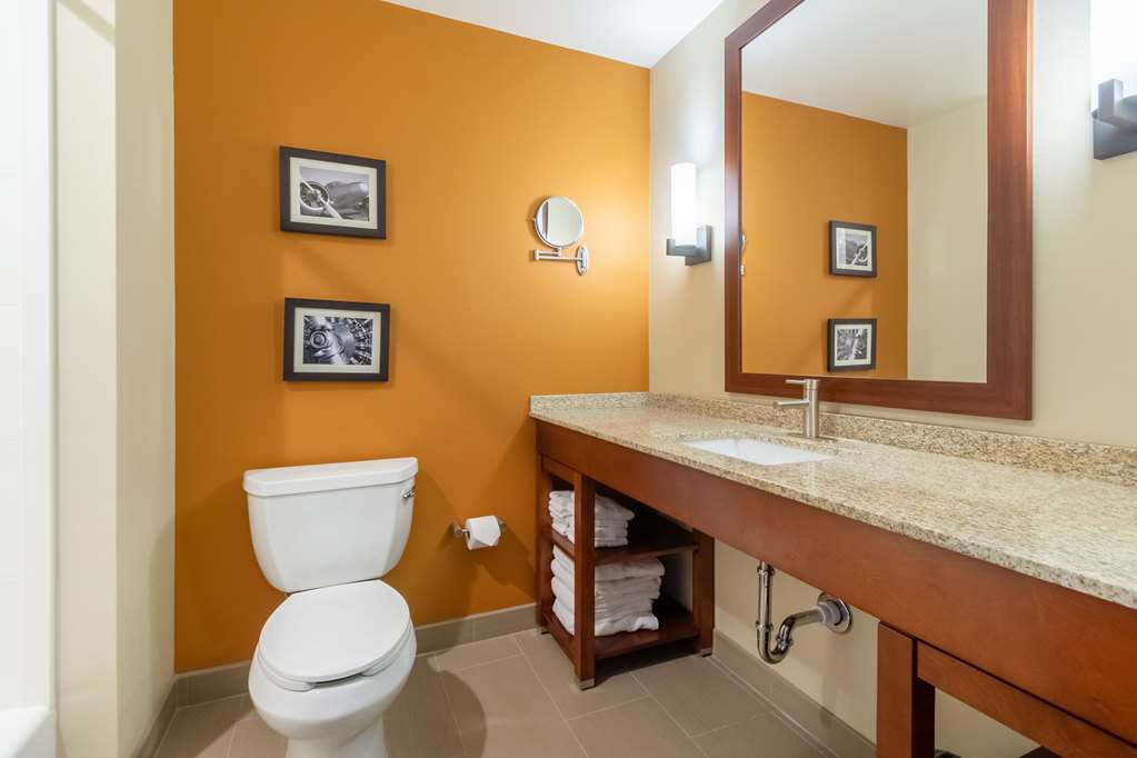 Comfort Inn & Suites Harrisburg Airport Hershey South - photo 21