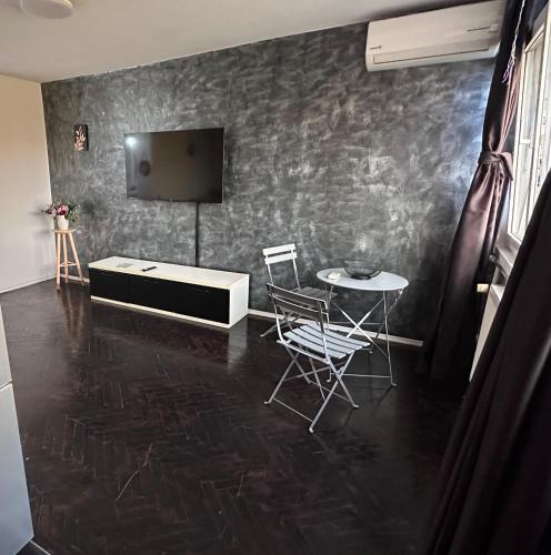Green Studio Grigorescu — 4-Star Luxury Hotel in Bucharest, Romania