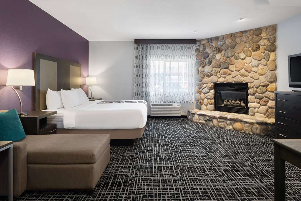 La Quinta Inn & Suites by Wyndham Pocatello - photo 23