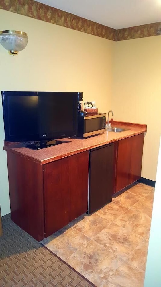 Horse Creek Inn - photo 16