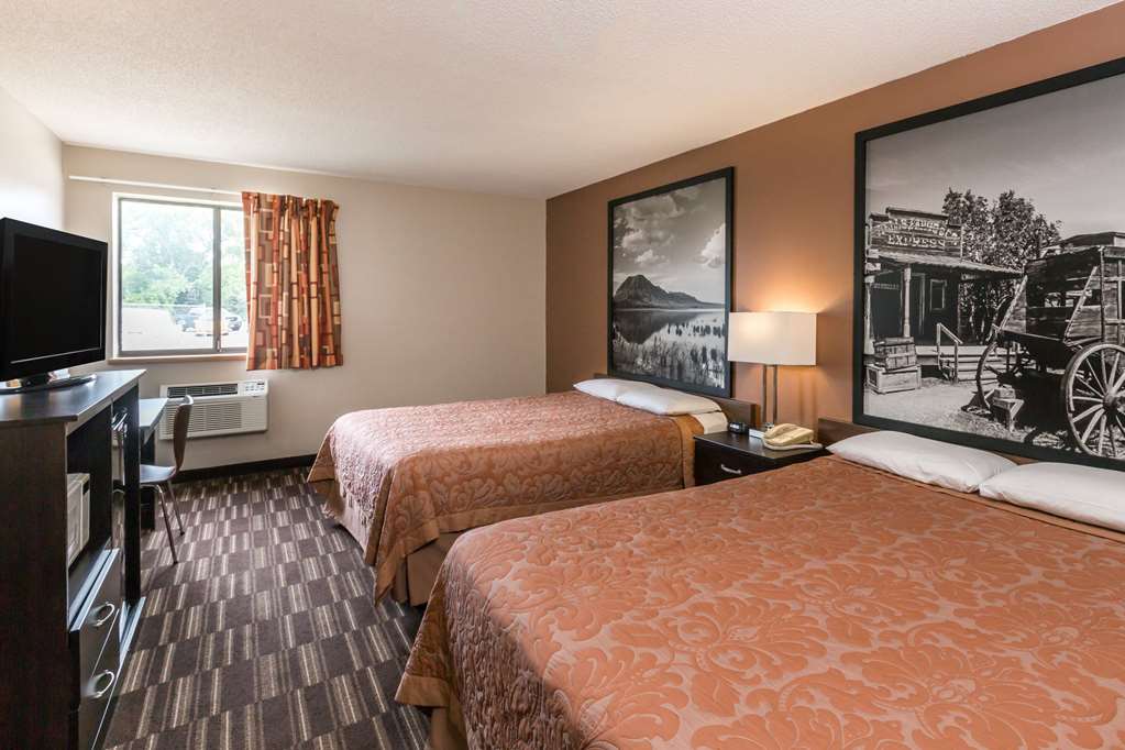 Super 8 by Wyndham Madison - photo 11