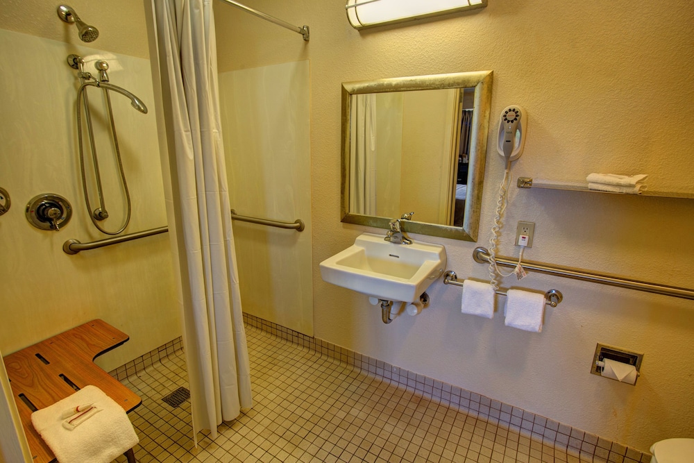Red Roof Inn Pensacola I 10 at Davis Highway - photo 37