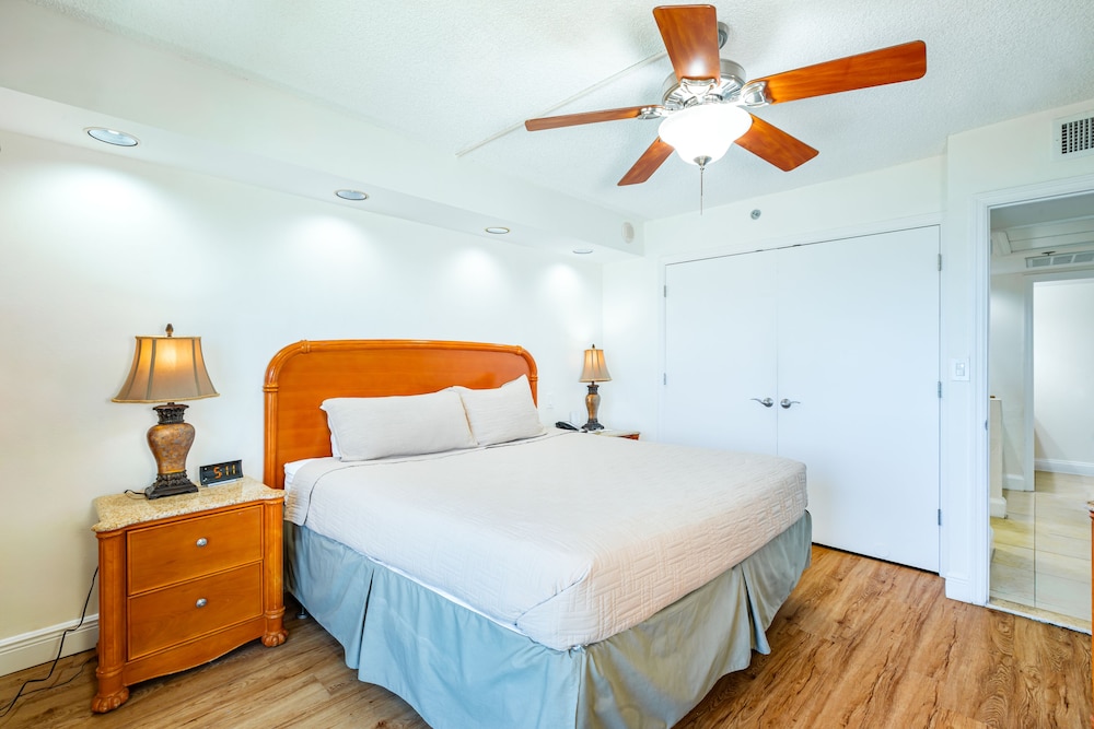 Fort Lauderdale Beach Resort by Vacatia - photo 10