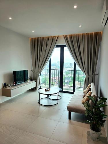 Kenny Hill Cozy Modern Homestay 3R2B — 5-Star Luxury Hotel in Kuching, Malaysia