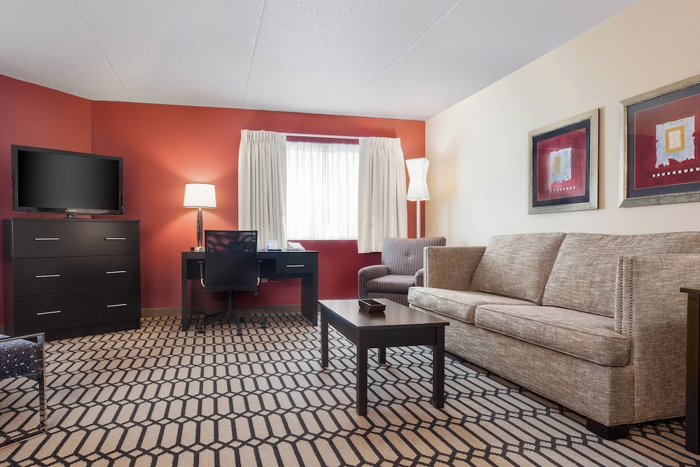 Delta Hotels by Marriott Fargo - photo 12