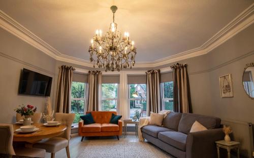 Stylish Central 2 Bedroom Apartment — 4-Star Luxury Hotel in Hereford, United Kingdom