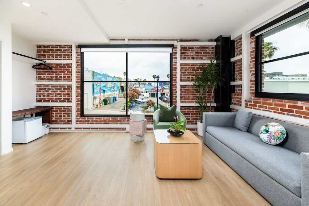 The Brick Hotel - photo 39