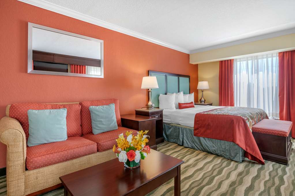 Best Western Plus Palm Beach Gardens Hotel & Ste & Conf Ctr - photo 10