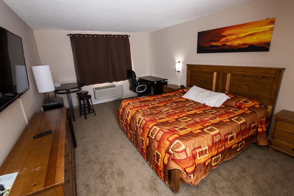 Tower 64 Motel & RV - photo 24