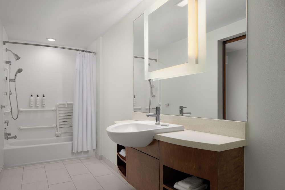 Springhill Suites by Marriott Charleston Mount Pleasant - photo 15