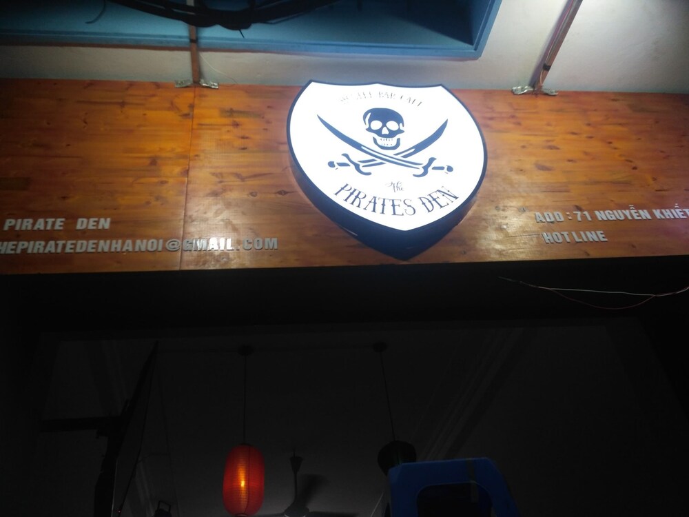The Pirates Den - last minute hotel in Hanoi