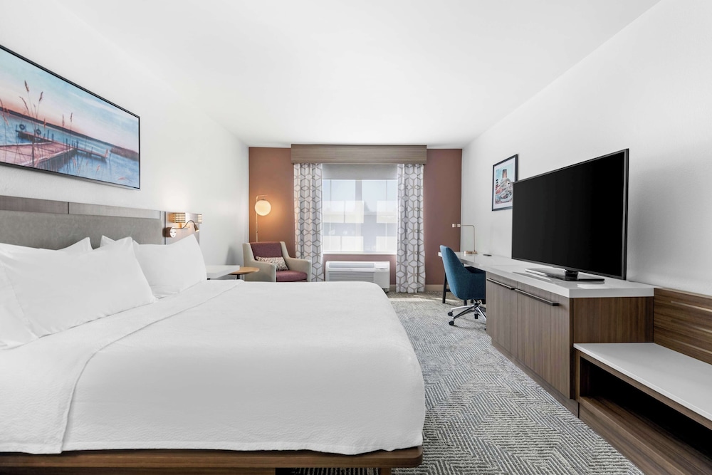 Hilton Garden Inn Suffolk Riverfront - photo 8
