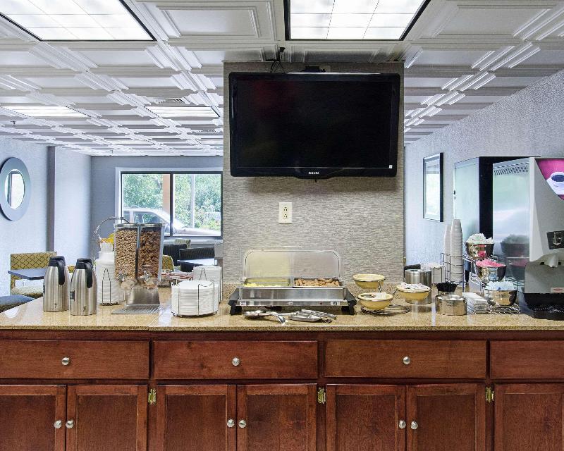 Quality Inn & Suites - photo 43