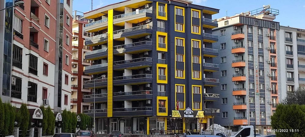 Çetin Rezidans Otel — hotel in Alasehir
