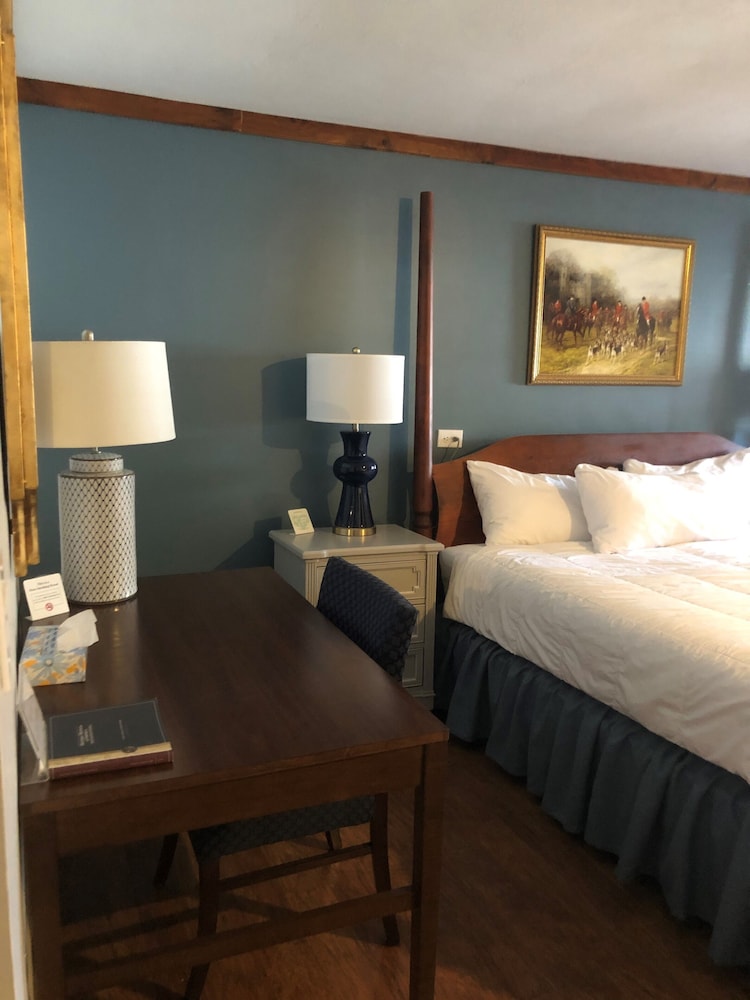 Beekman Arms and Delamater Inn - photo 15