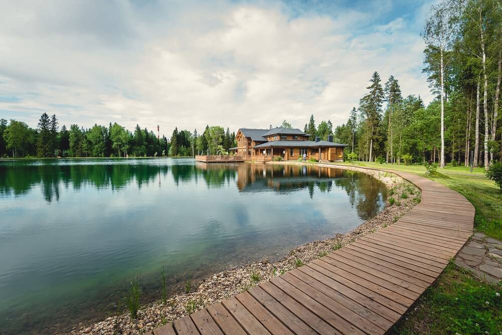 Eco hotel Izumrudniy les — 4-Star Luxury Hotel in Nudol', Russia