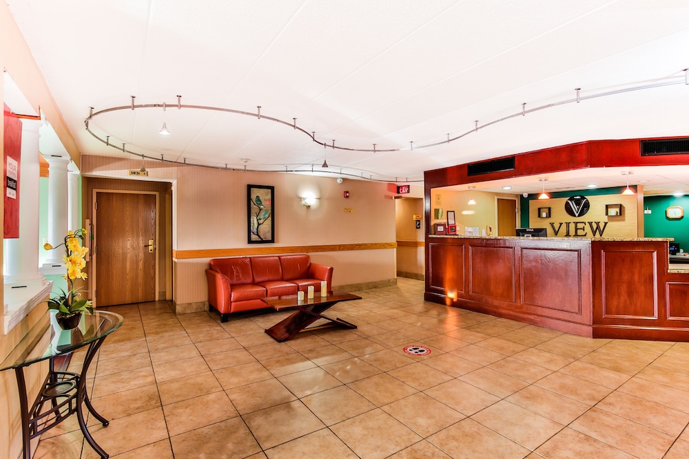 The View Inn & Suites - photo 3