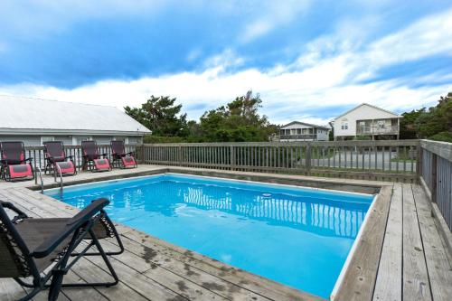 BeachyPeachyKeen by Oak Island Accommodations - photo 24