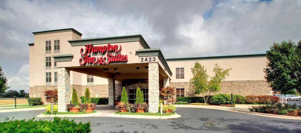 Hampton Inn & Suites Chicago Aurora - photo 46