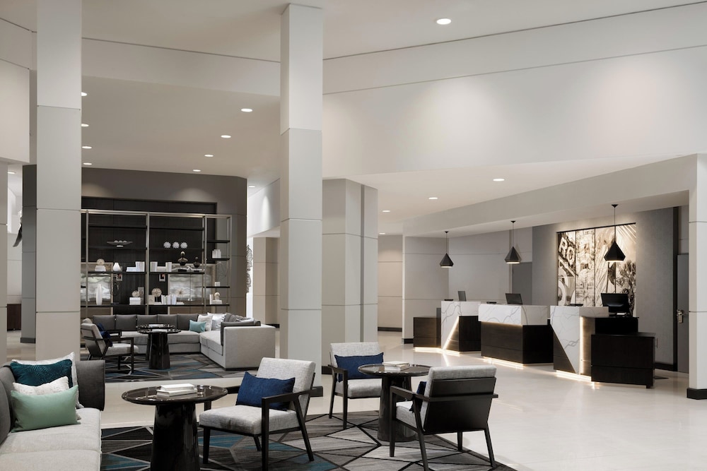 Sheraton Cerritos Hotel - photo 6