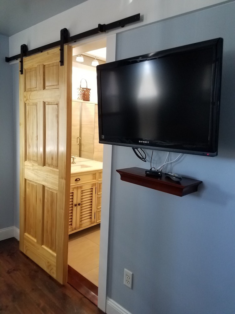 Tilton Inn - photo 10