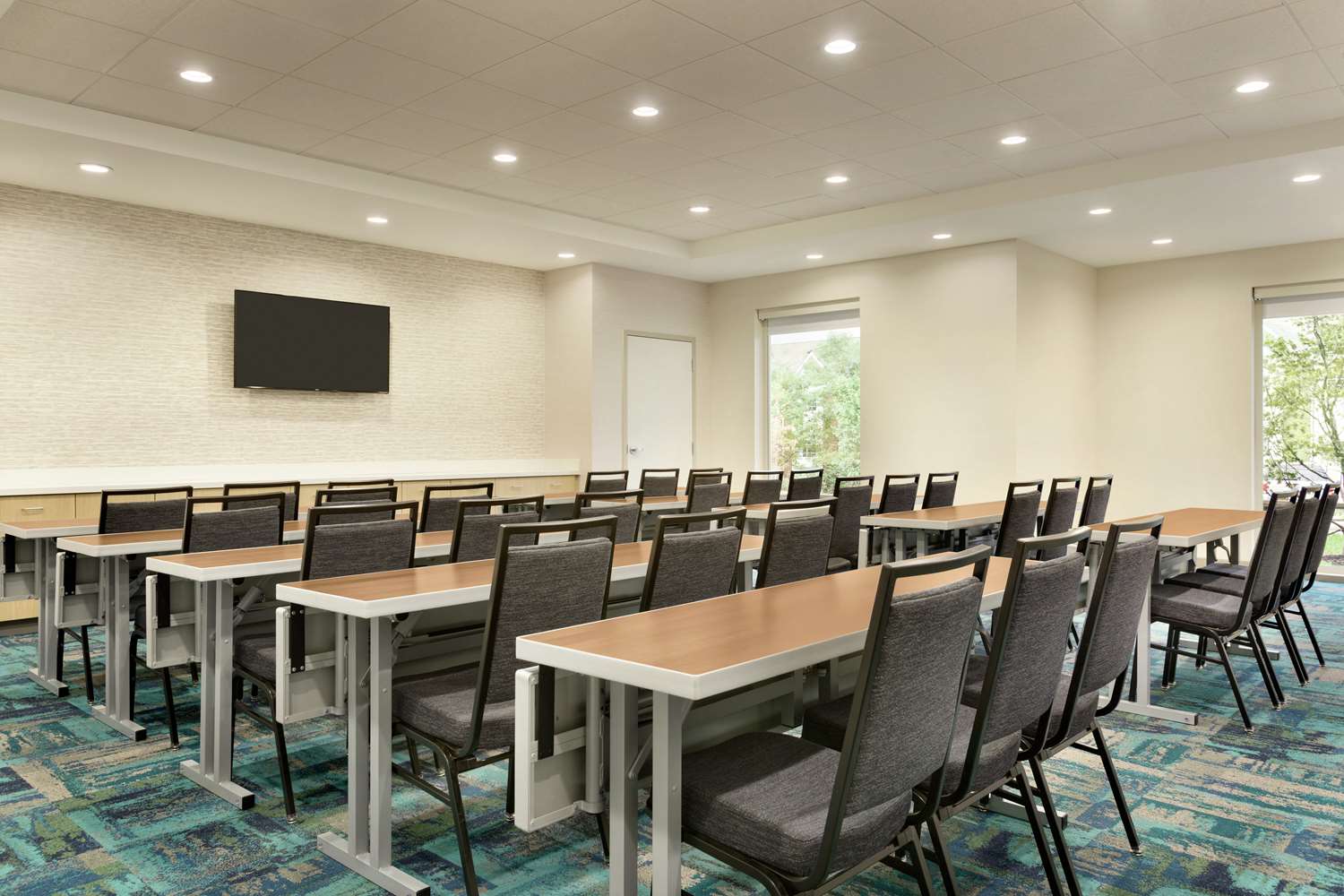 Home2 Suites Florence Cincinnati Airport South KY - photo 26