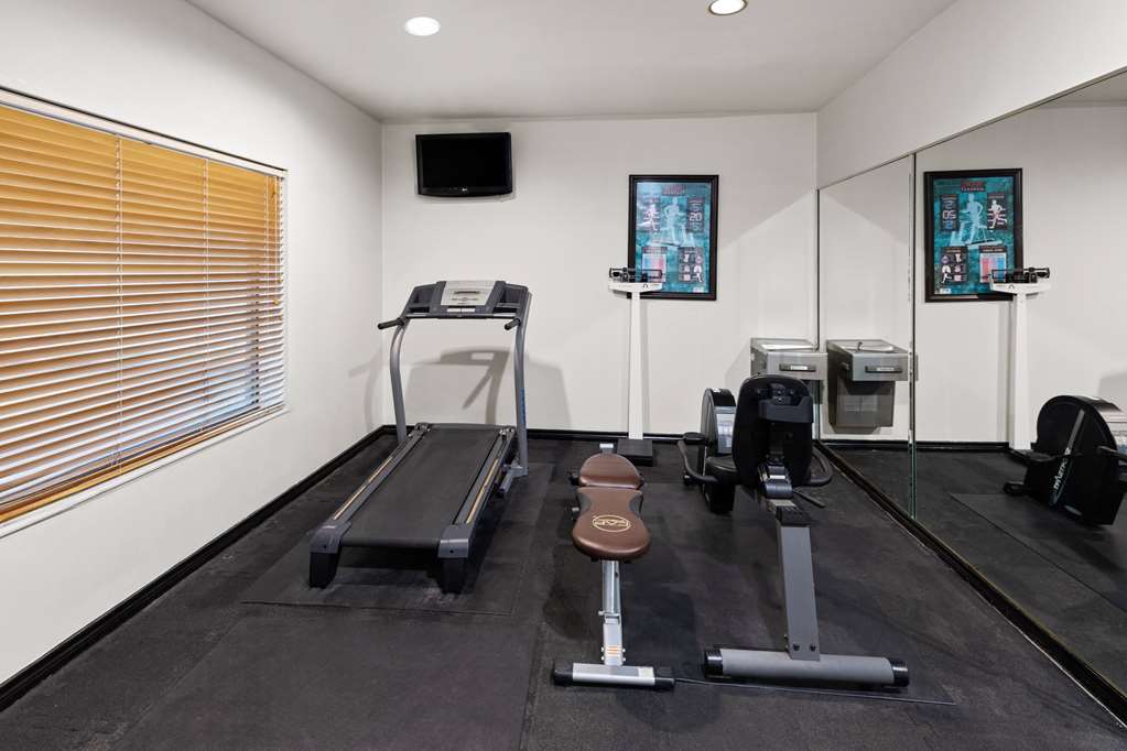 Baymont by Wyndham Houston Brookhollow - photo 26