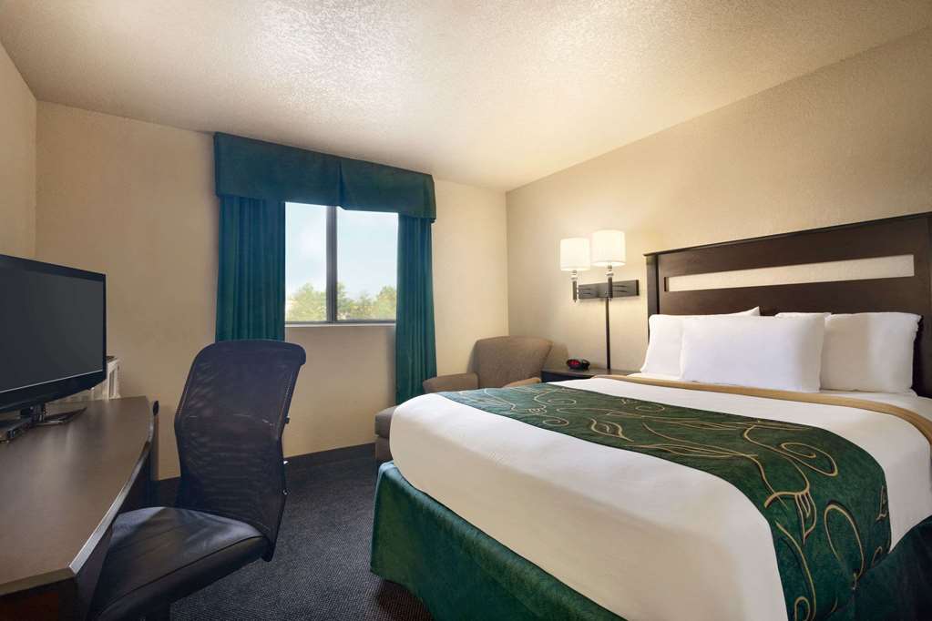 Travelodge by Wyndham Jefferson City - photo 7
