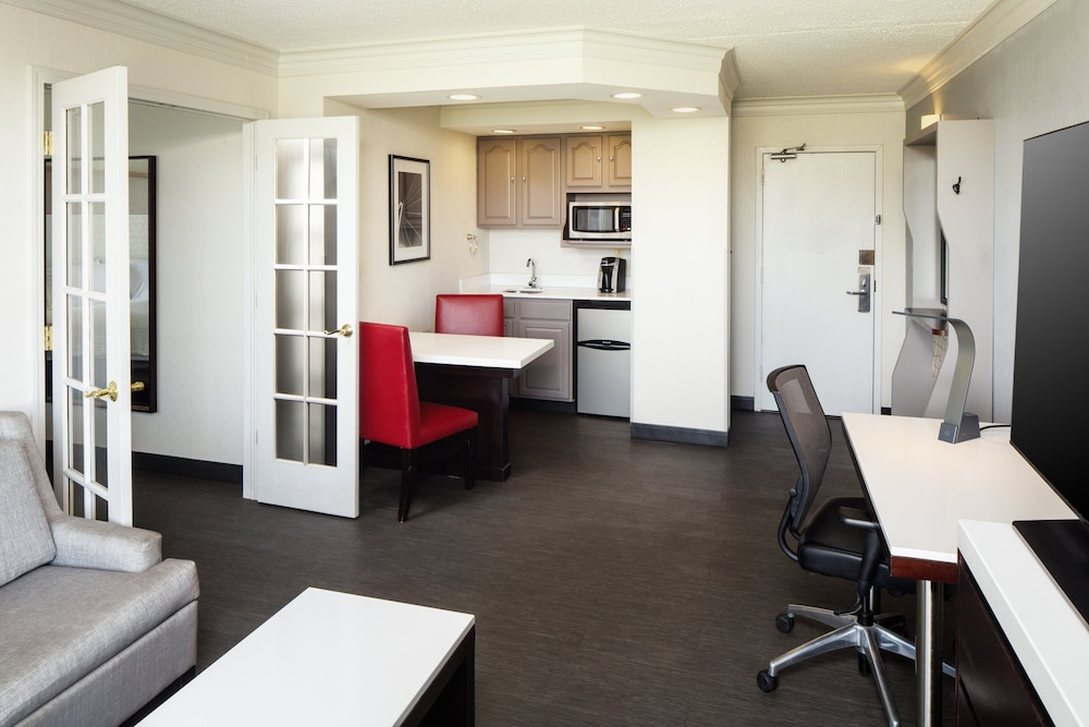 Holiday Inn Weirton Steubenville Area by IHG - photo 17