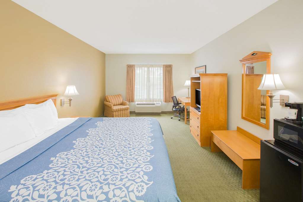 Days Inn by Wyndham Hattiesburg MS - photo 10