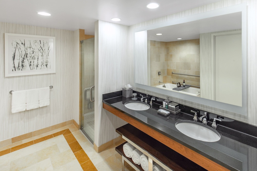 The Westin Boston Seaport District - photo 25