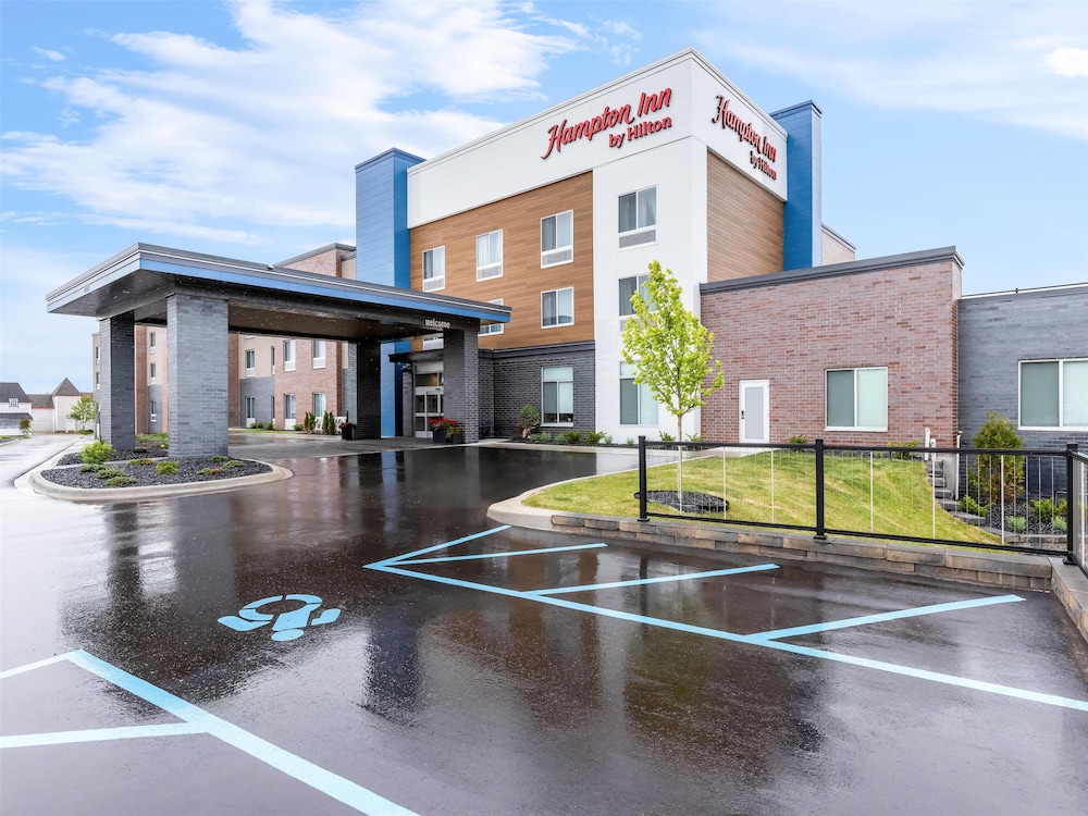 Hampton Inn by Hilton St Ignace Lakefront Mackinac - photo 56