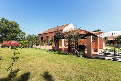 Villa Filoxenia 1937 — 4-Star Luxury Hotel in Gerani, Greece