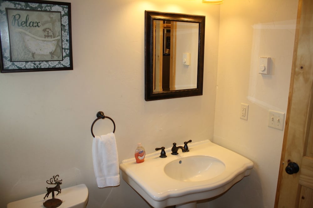 The Historic Wapiti Lodge - photo 112