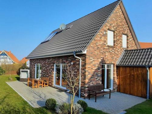 Schneckenhaus Ferienhaus — 4-Star Luxury Hotel in Travemuende, Germany