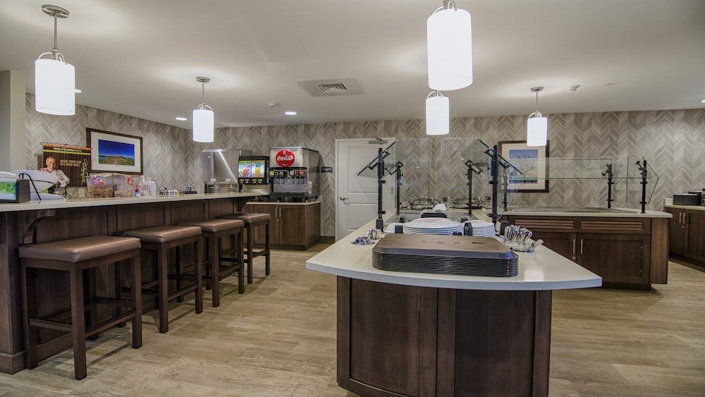 Staybridge Suites Marquette by IHG - photo 26