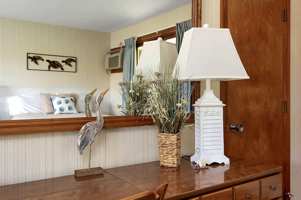 Towne Lyne Motel - photo 98