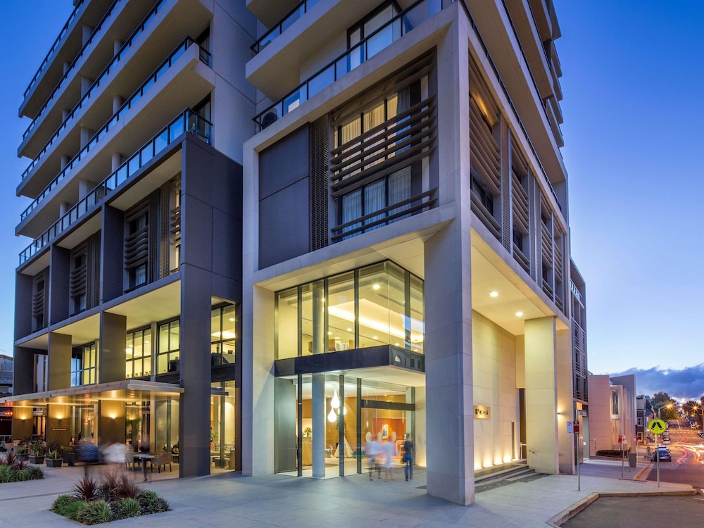 Novotel Newcastle Beach in Newcastle, Australia